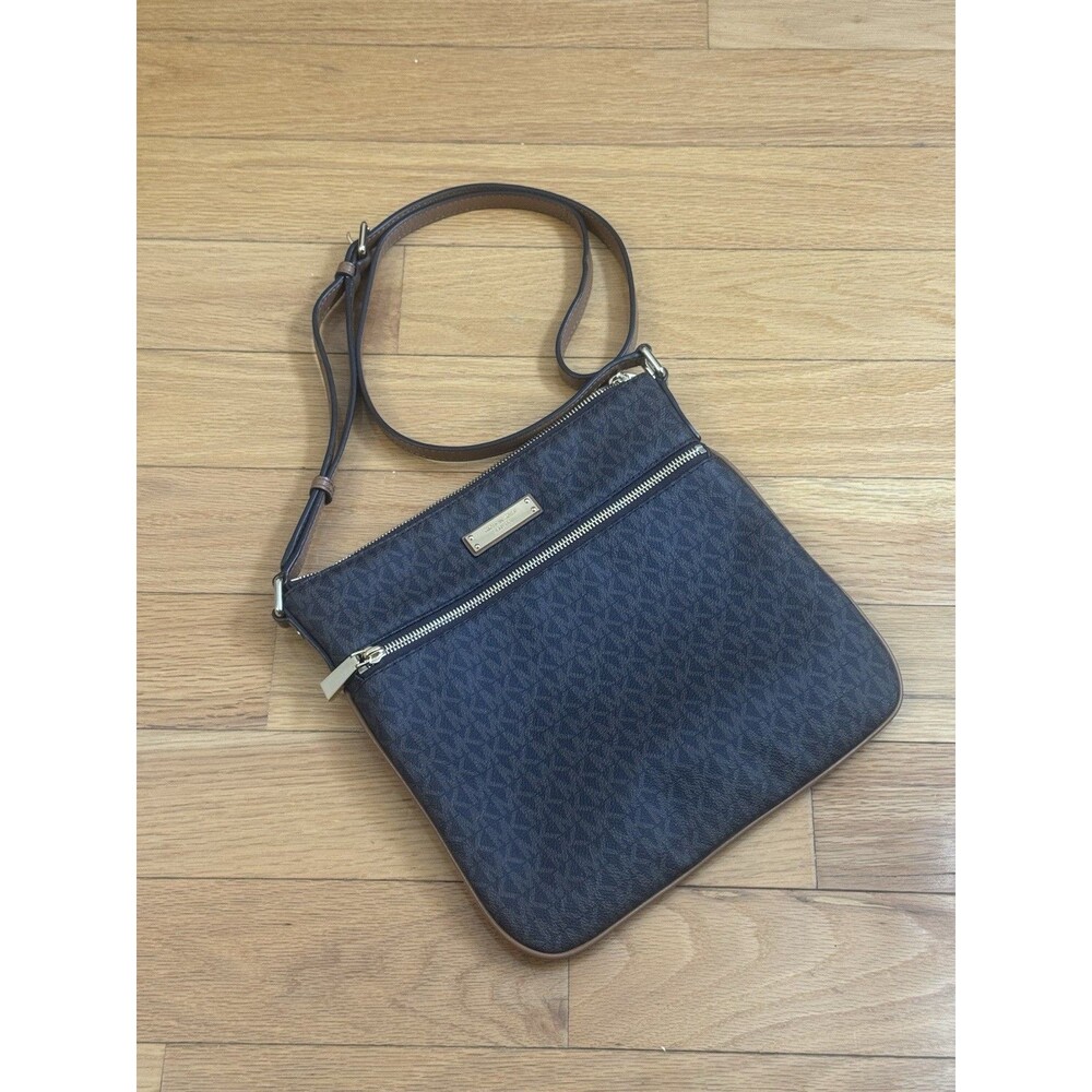 Michael Kors Signature Bedford Logo Flat Brown Adjustable Crossbody Bag EUC